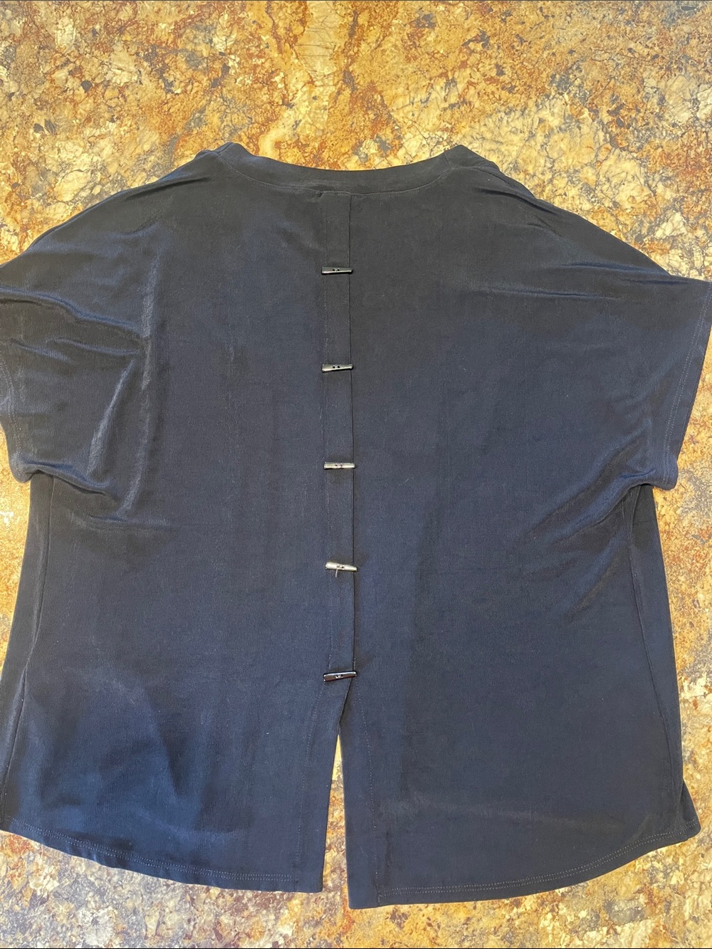 Traveler’s By Chicos Navy Short Cap Sleeve Open Front Cardigan Back Buttons - Picture 7 of 8